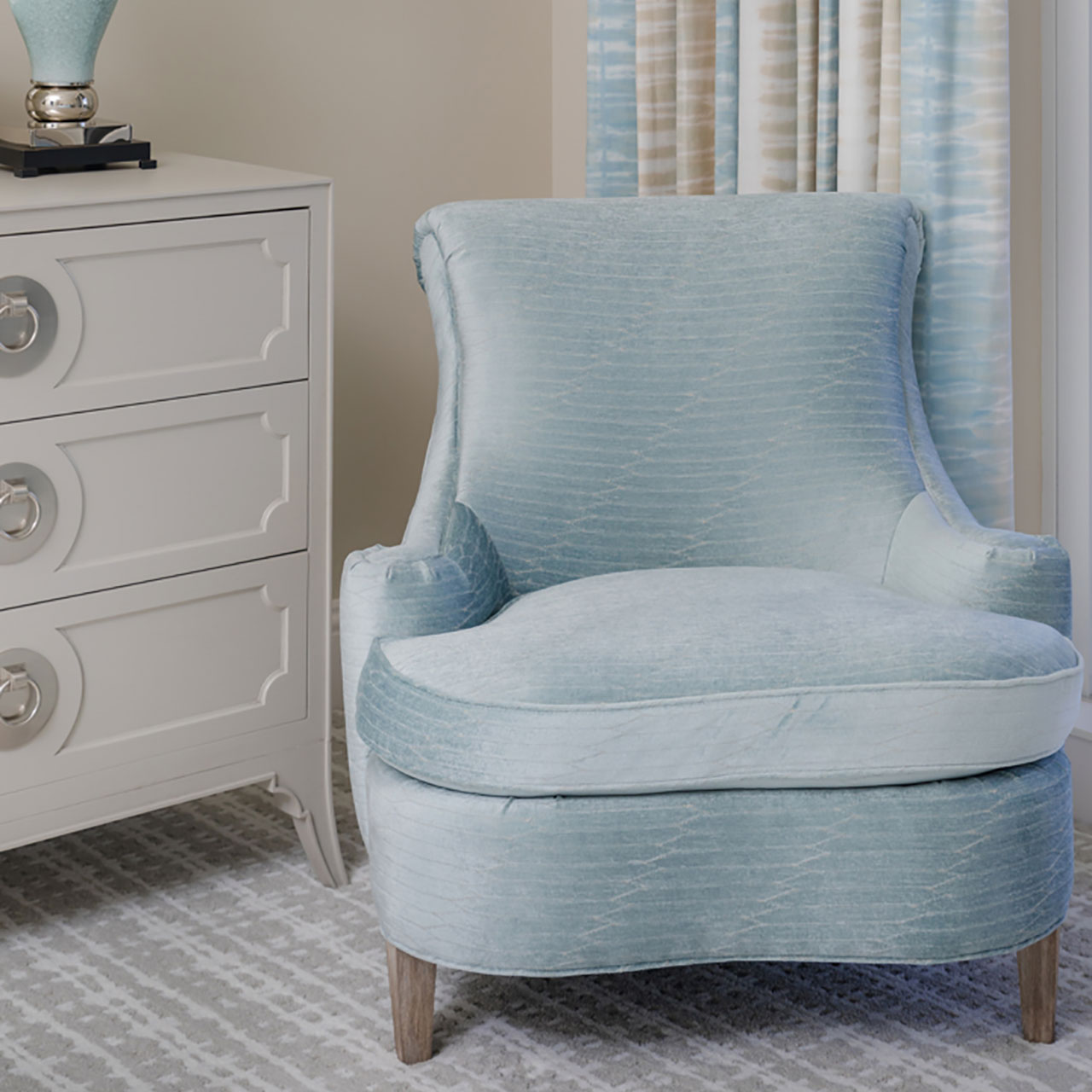image of guest room chair